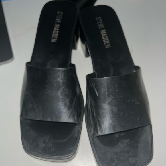 Steve Madden Black Harlin Shoes - Picture 2 of 5